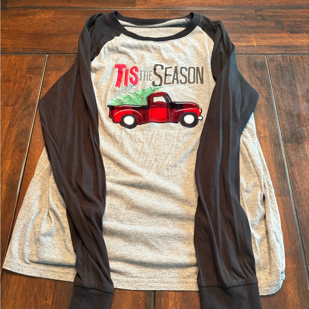 Men's Christmas Holiday Raglan Long Sleeve Shirt - Black and Gray, size M